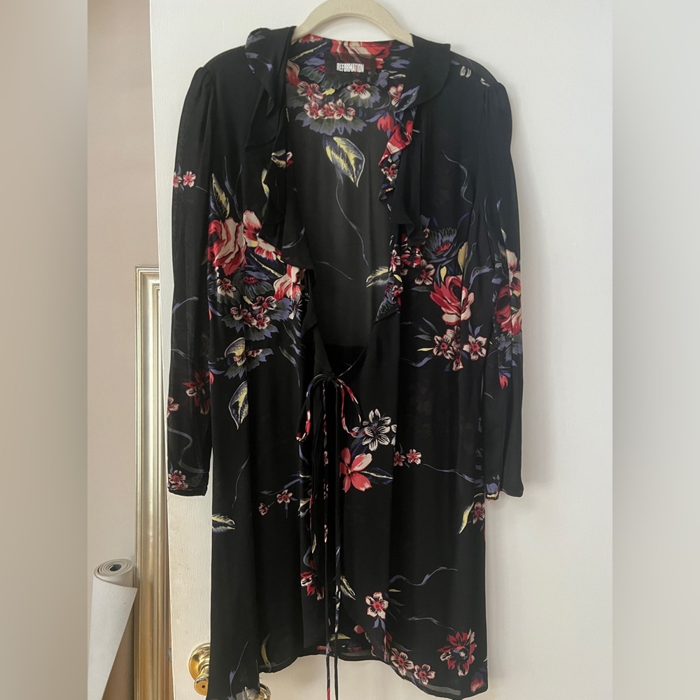 Reformation Wrap Floral Dress, like New size M